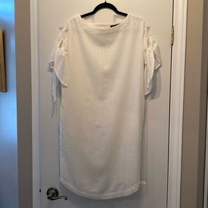 Melanie Lyne Linen Blend dress.